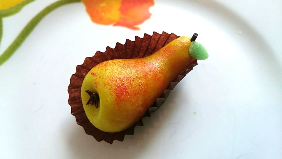 marzipan, sweet, pera, food, fruit, freshness, food and drink HD wallpaper