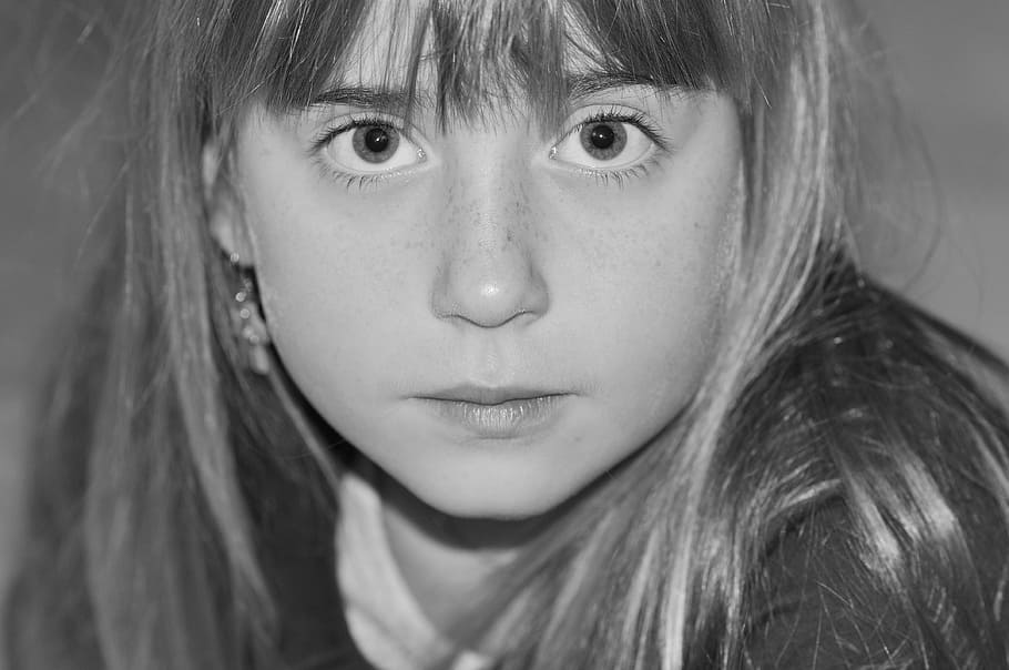 child, girl, face, look, stare, hypnosis, hypnotic, urgent