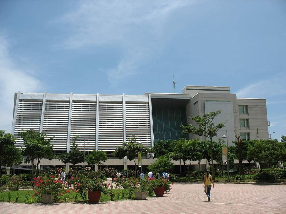 The Graduate School Building of the Universidad del Norte in Barranquilla, Colombia, HD wallpaper