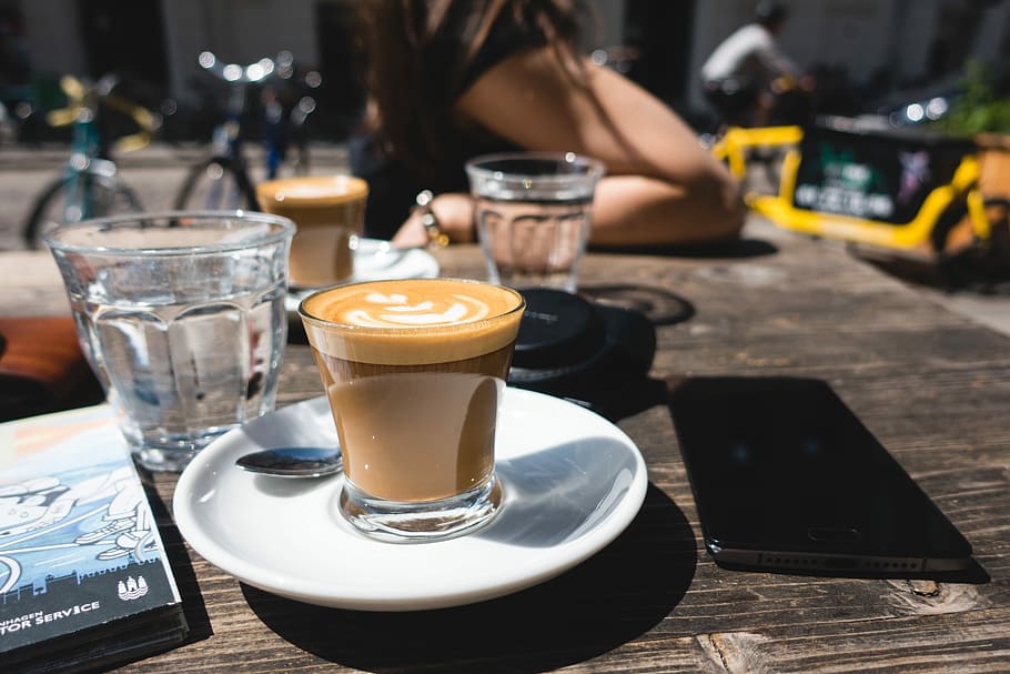 Perfect flatwhite on a sunny afternoon, café, coffee, drink HD wallpaper