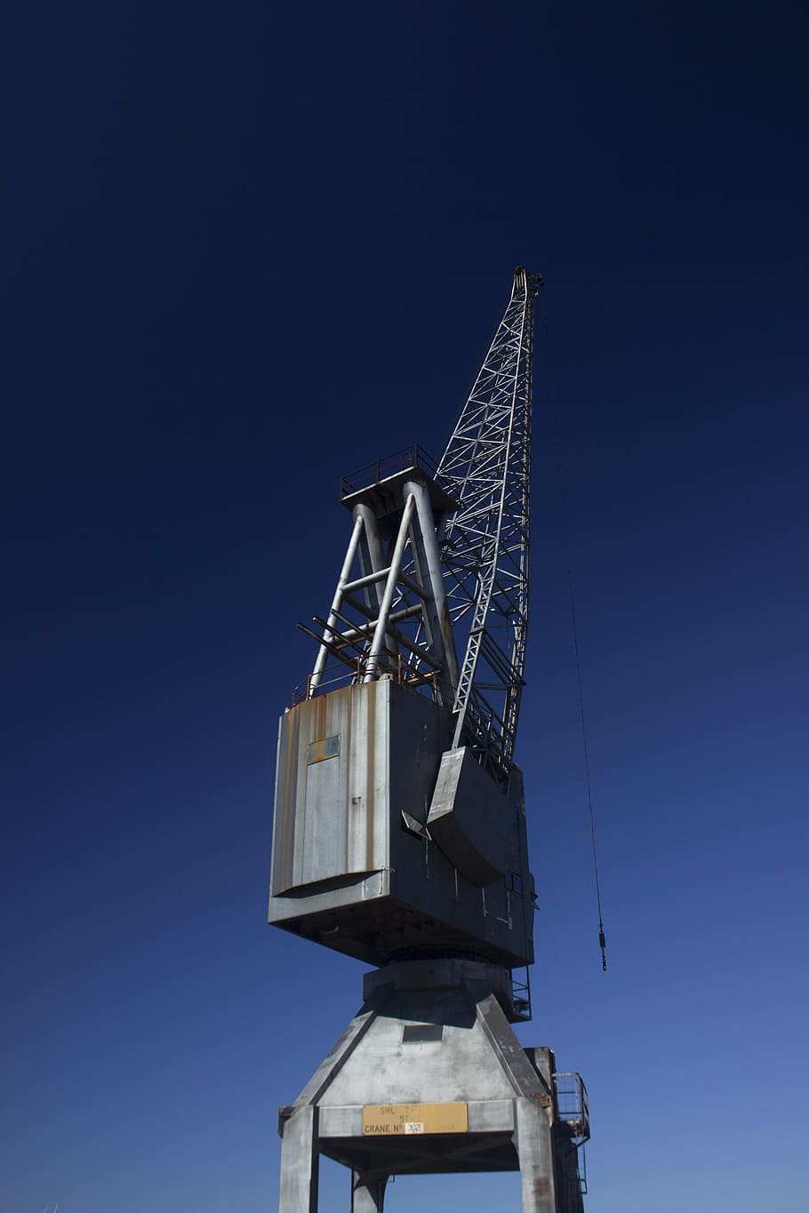 building, business, construction, crane, daylight, equipment HD wallpaper