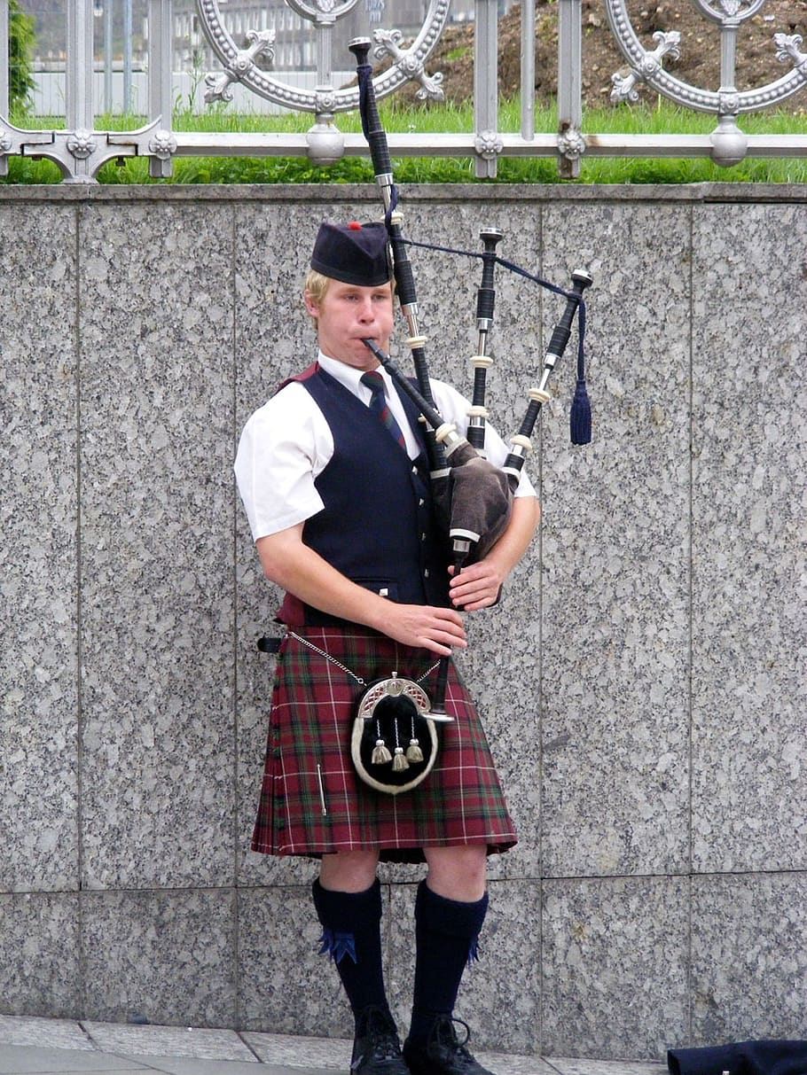 scotland, piper, bagpipes, kilt, edinburgh, music, standing