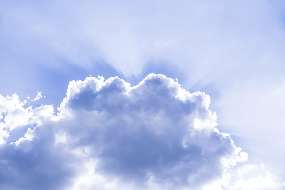 low angle photography of cloudy sky, sunbeam, rays, heavenly HD wallpaper