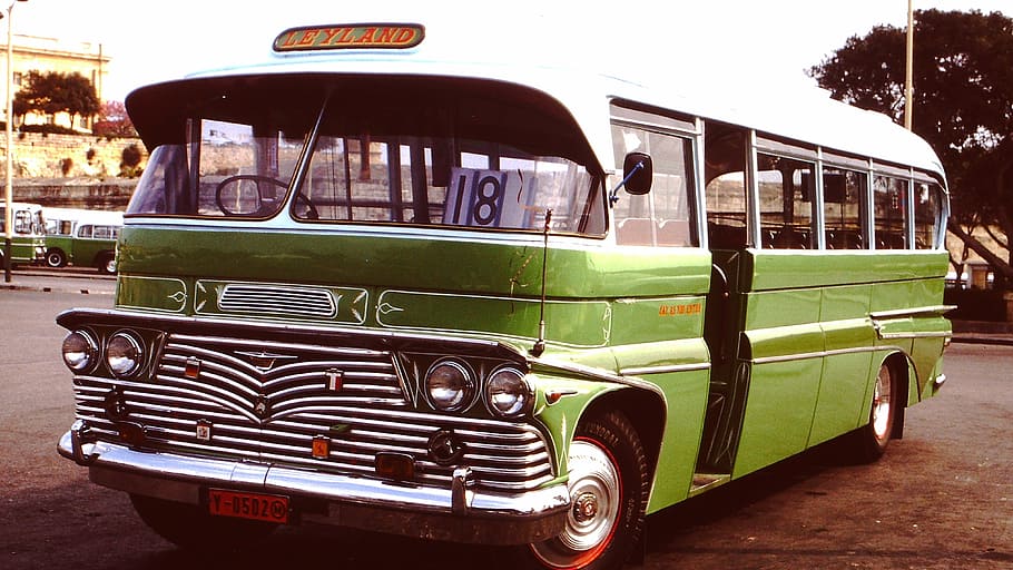 bus, oldtimer, vehicle, chrome, green, retro, vintage, grunge HD wallpaper