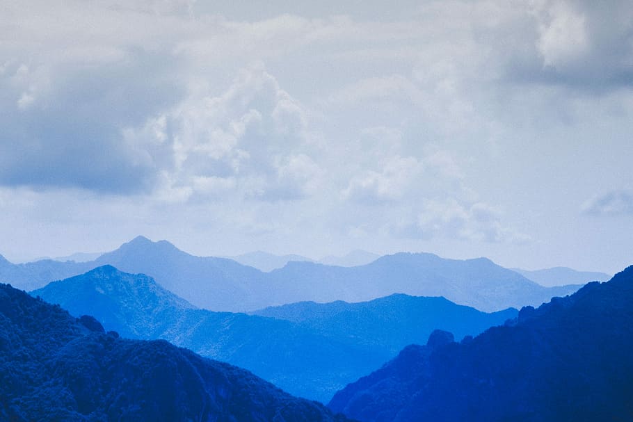mountains and clouds, silhouette of mountains with gray clouds background HD wallpaper