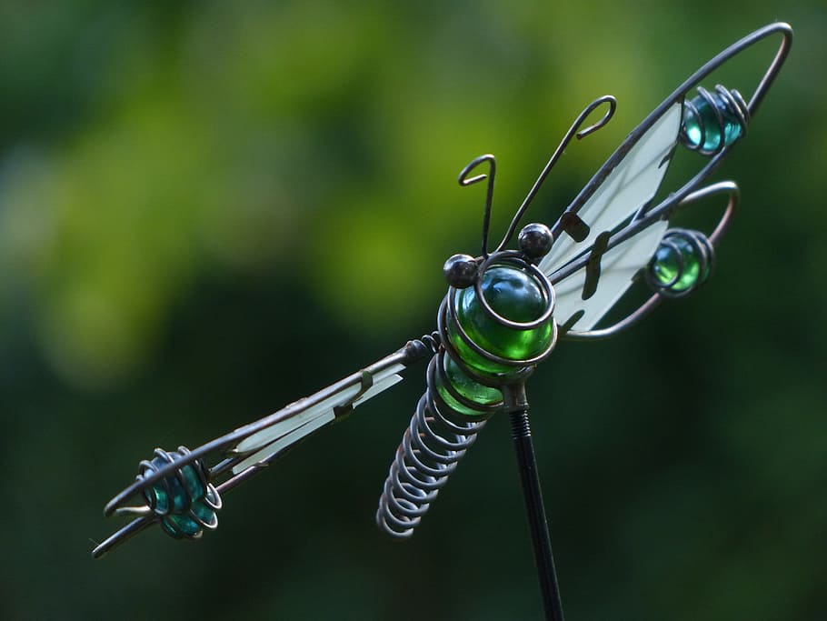 Dragonfly, Wire, Glass, Artificial, garden decor, garden ornament HD wallpaper