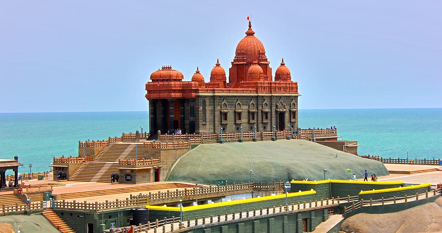 temple beside ocean under blue sky during daytime, Tamil, Nadu
