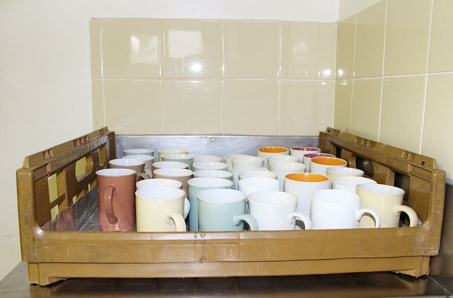t, kitchen, tableware, rinse, coffee mugs, container, large group of objects HD wallpaper