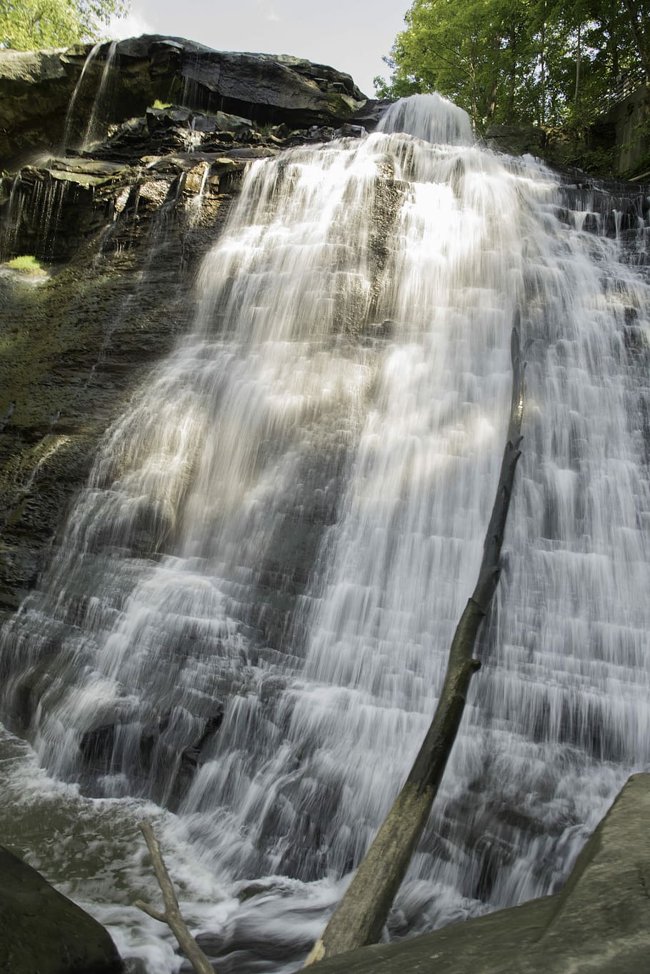 Silky Brandywine Falls at Cayuhoga Valley National Park, Ohio, HD wallpaper
