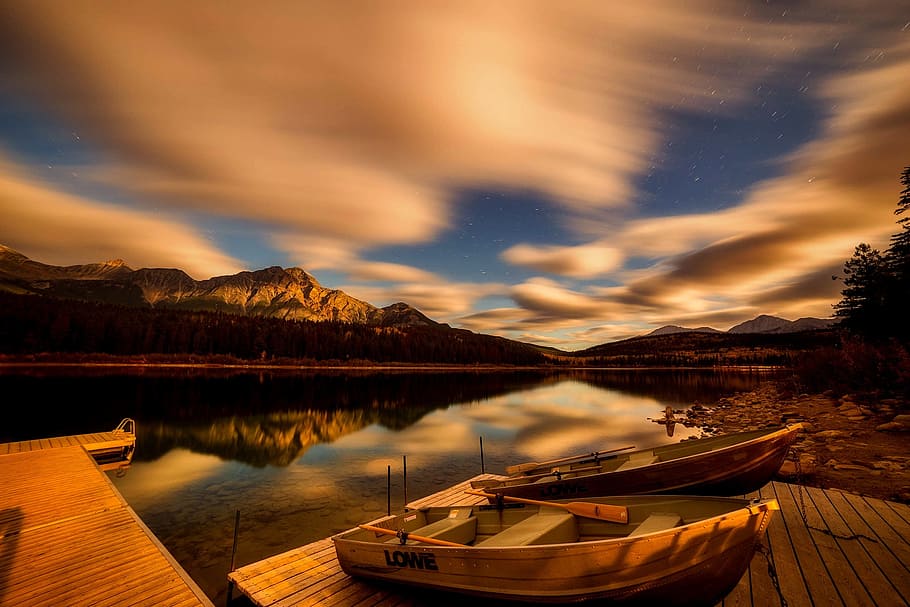 time lapsed photography of two boats near the dock, canada HD wallpaper
