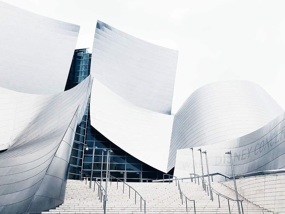 building with stairs during day, architecture photography of white building under cloudy sky HD wallpaper