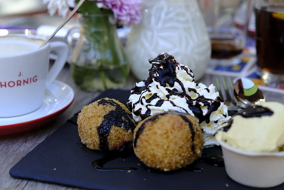table, dumpling, quark dumplings, pot dumplings, cream, ch HD wallpaper