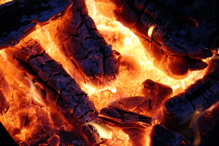 fire, embers, flame, campfire, heat, hot, weissglut, burning HD wallpaper