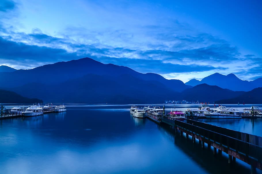 photo of mountain and dock on body of water at noontime, Nantou, HD wallpaper