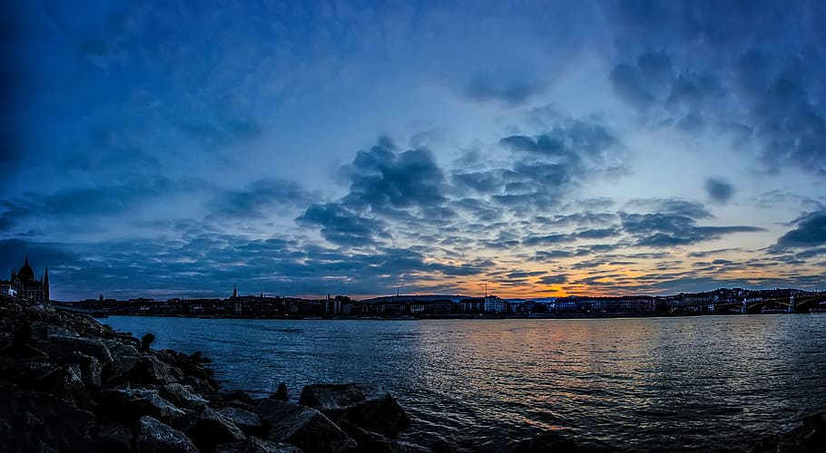 Houses on Body of Water during Sun Set, Budapest, city, cityscape HD wallpaper