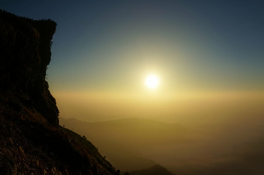 sun and rock formations, mountain, sunrise, highland, cliff HD wallpaper
