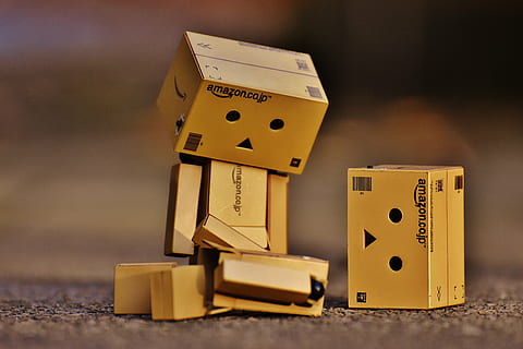 danbo, sad, figure, broken, friends, death, miss, cute, funny HD wallpaper