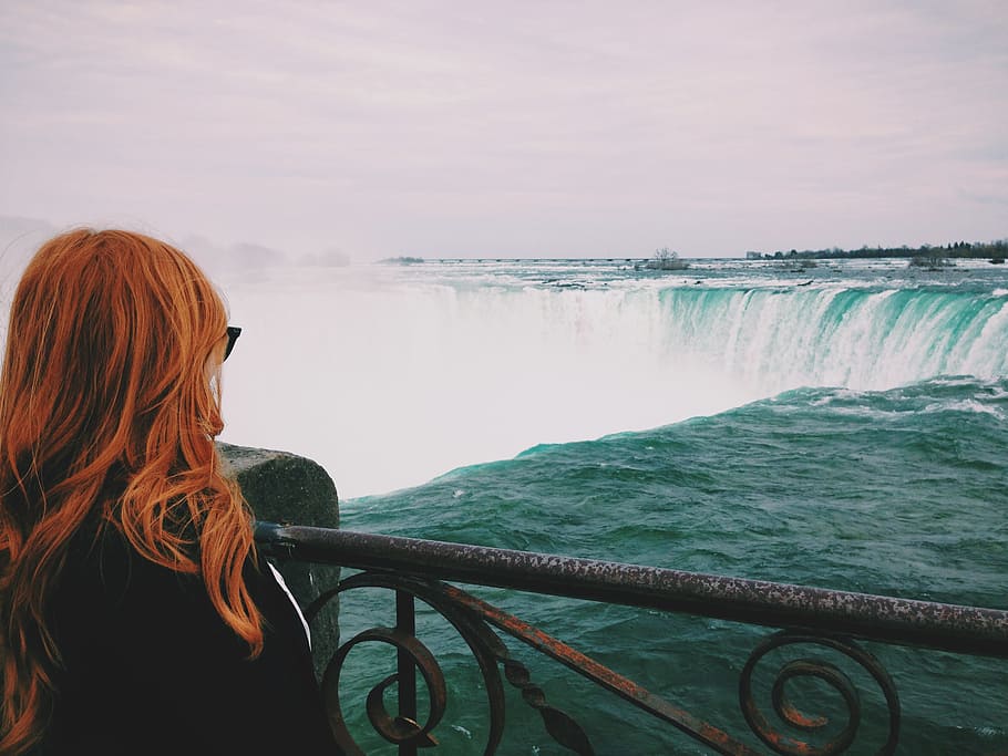 Woman Standing Near of Niagara Falls, back, beach, beautiful HD wallpaper