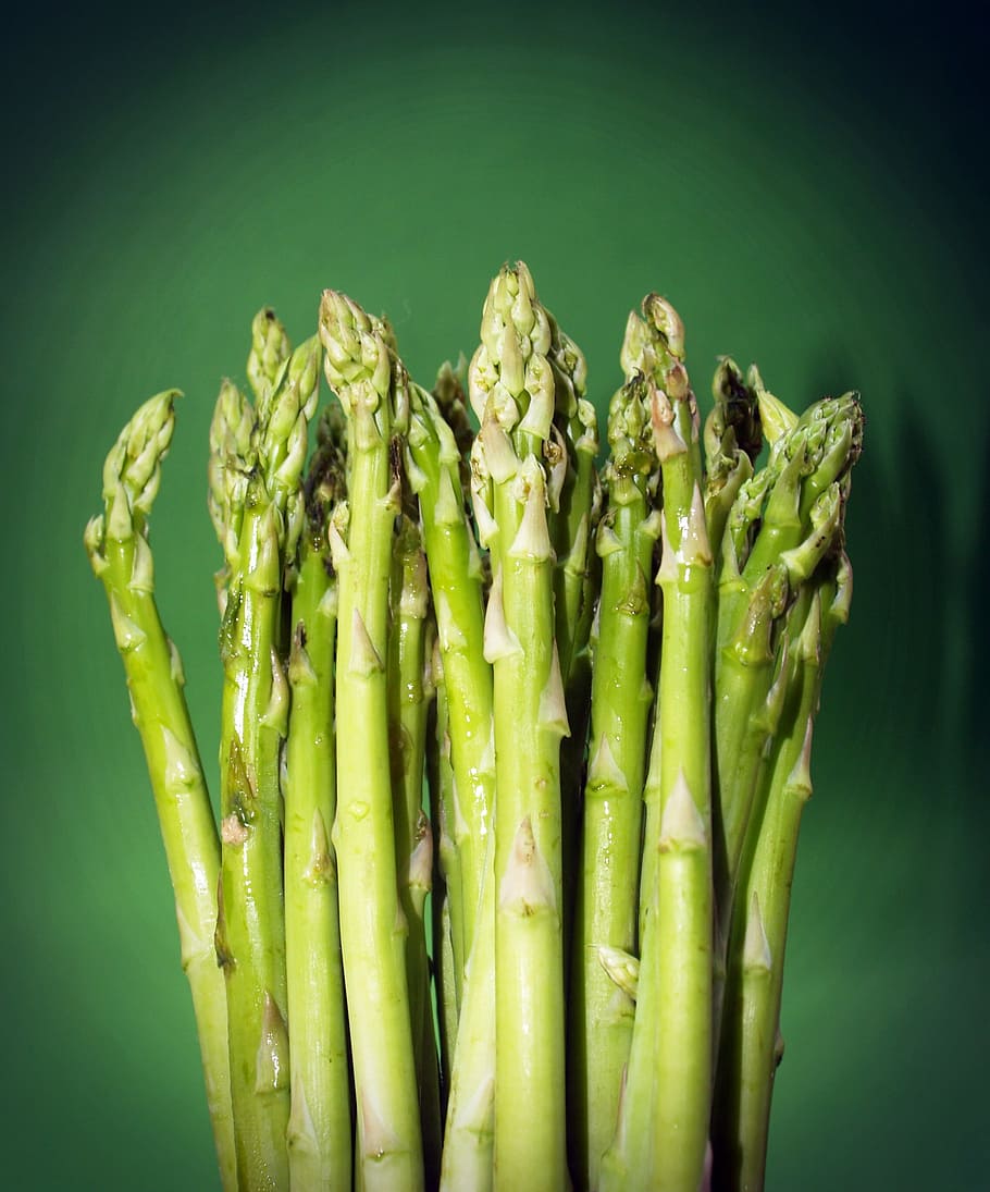 bundle of asparagus, food, gourmet, organic, fresh, freshness, HD wallpaper