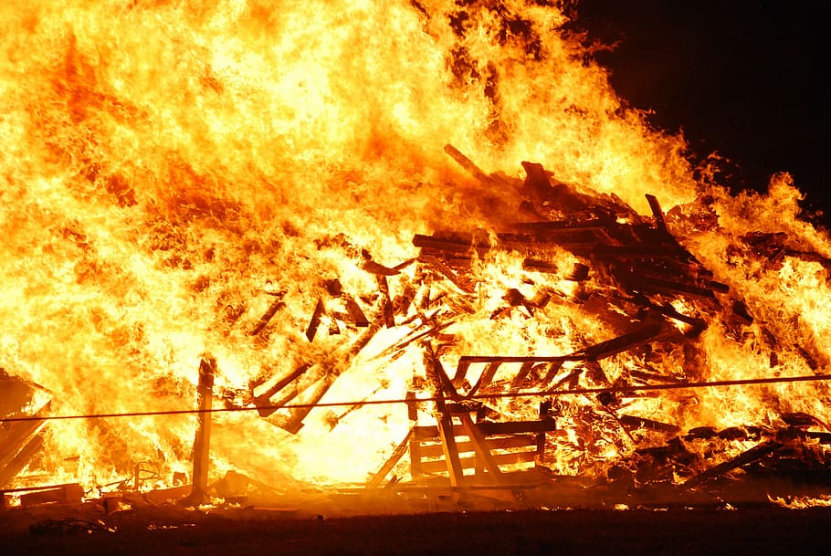 midsummer, fire, may fire, flame, heat, burn, holzstapel, solstice HD wallpaper