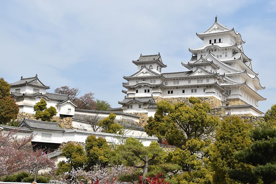 HD wallpaper: bridge, castle, Japan, Sakura, Himeji | Wallpaper Flare