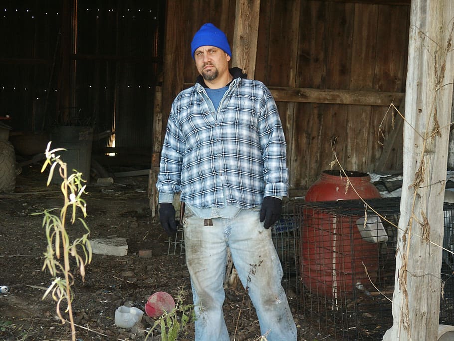 farmer, angry, man, hat, working, barn, outside, country, rural HD wallpaper