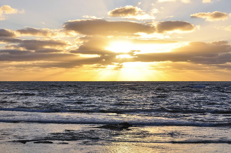 body of water during sunset, nature, sky, sea, dusk, ocean HD wallpaper