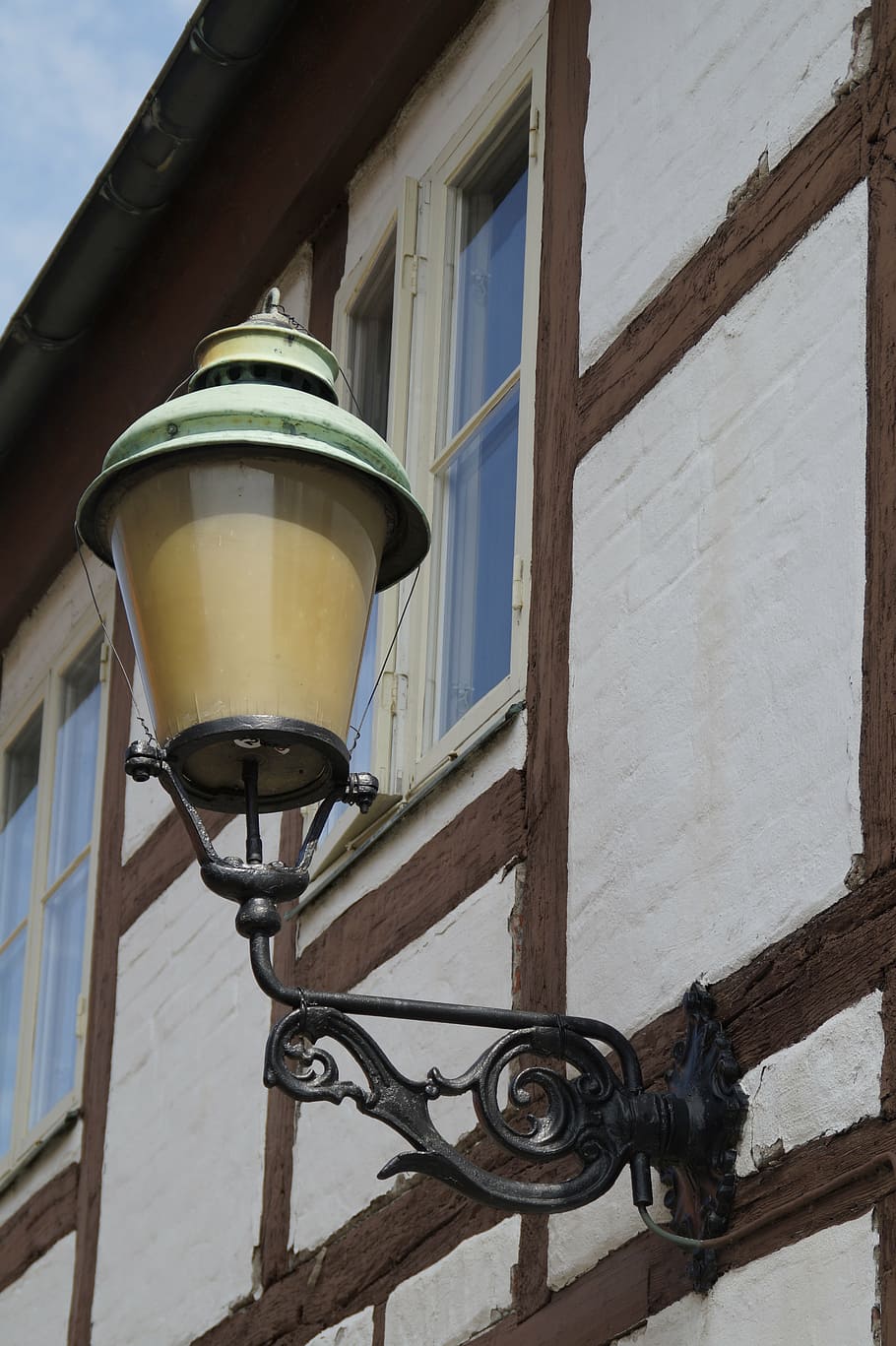 truss, fachwerkhaus, lantern, lamp, light, home, building, historically, HD wallpaper