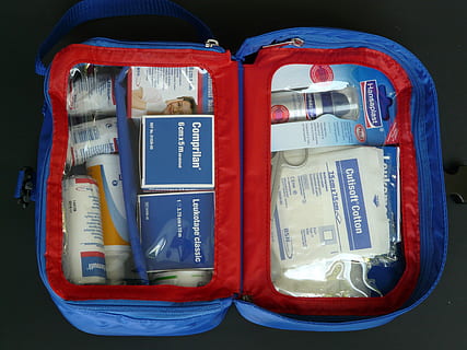 red and blue fabric case, First Aid Kit, Kits, Medical, Patch HD wallpaper