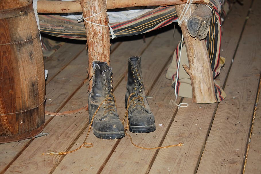 old boots, worn out, cabin, outback, australia, sheep herder, HD wallpaper