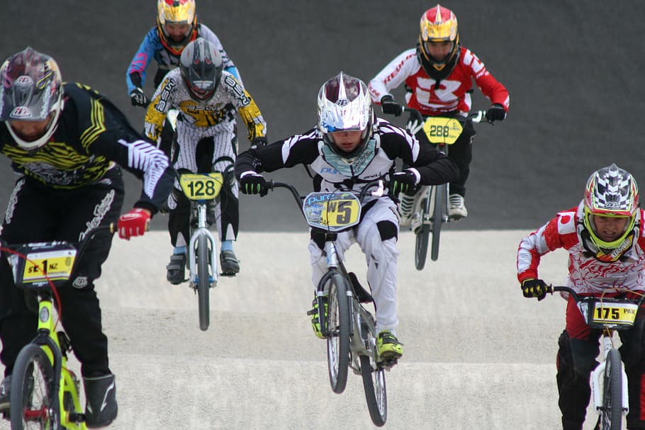 boy's competing for a bike race, Bmx, Race, Group, Competition HD wallpaper