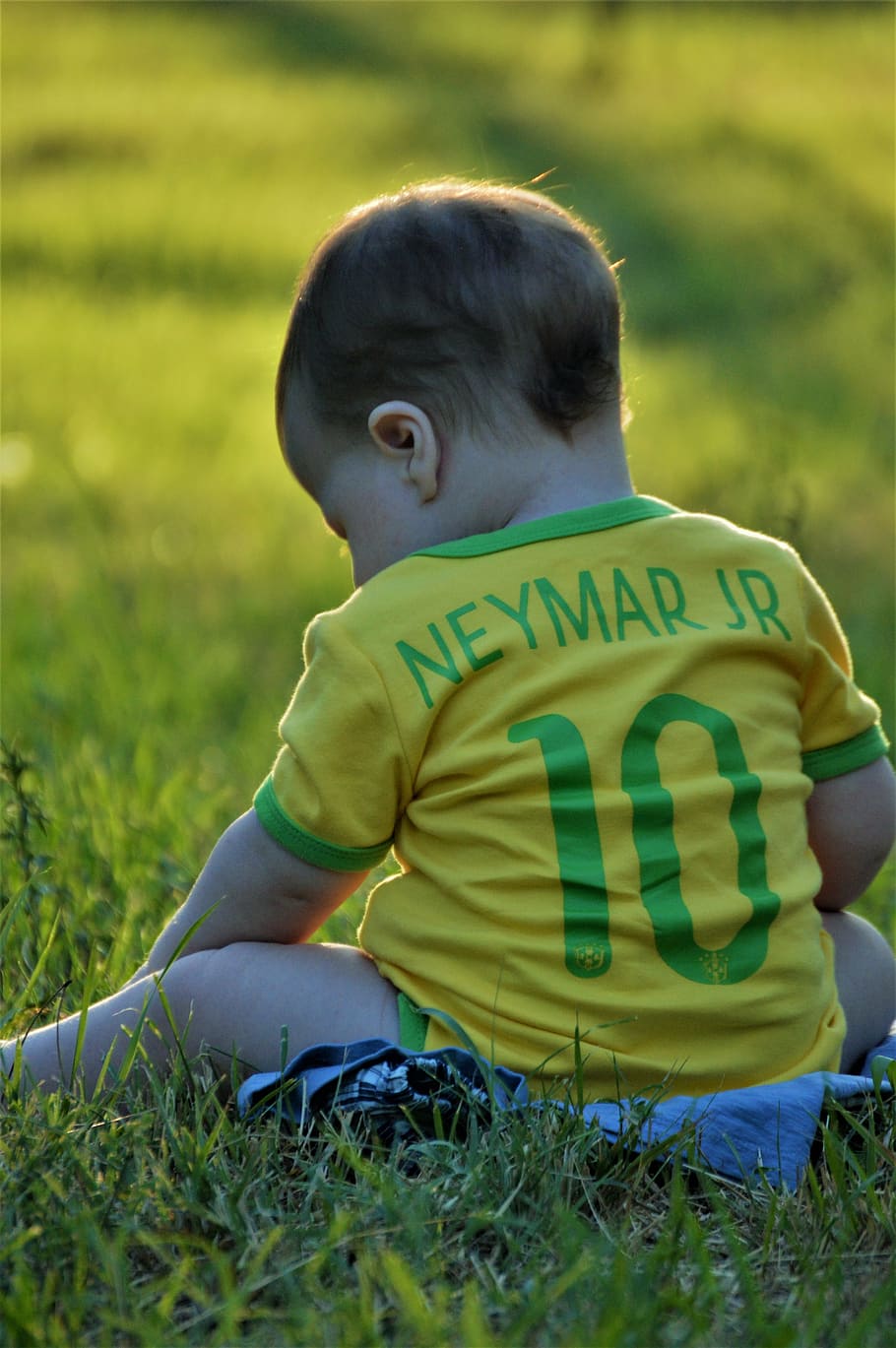 neymar, neymar jr, baby, yellow, nature, cute, childhood, kid, HD wallpaper