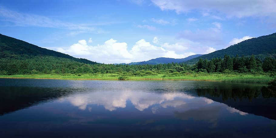 body of water near mountain at daytime, landscape, lake, bay