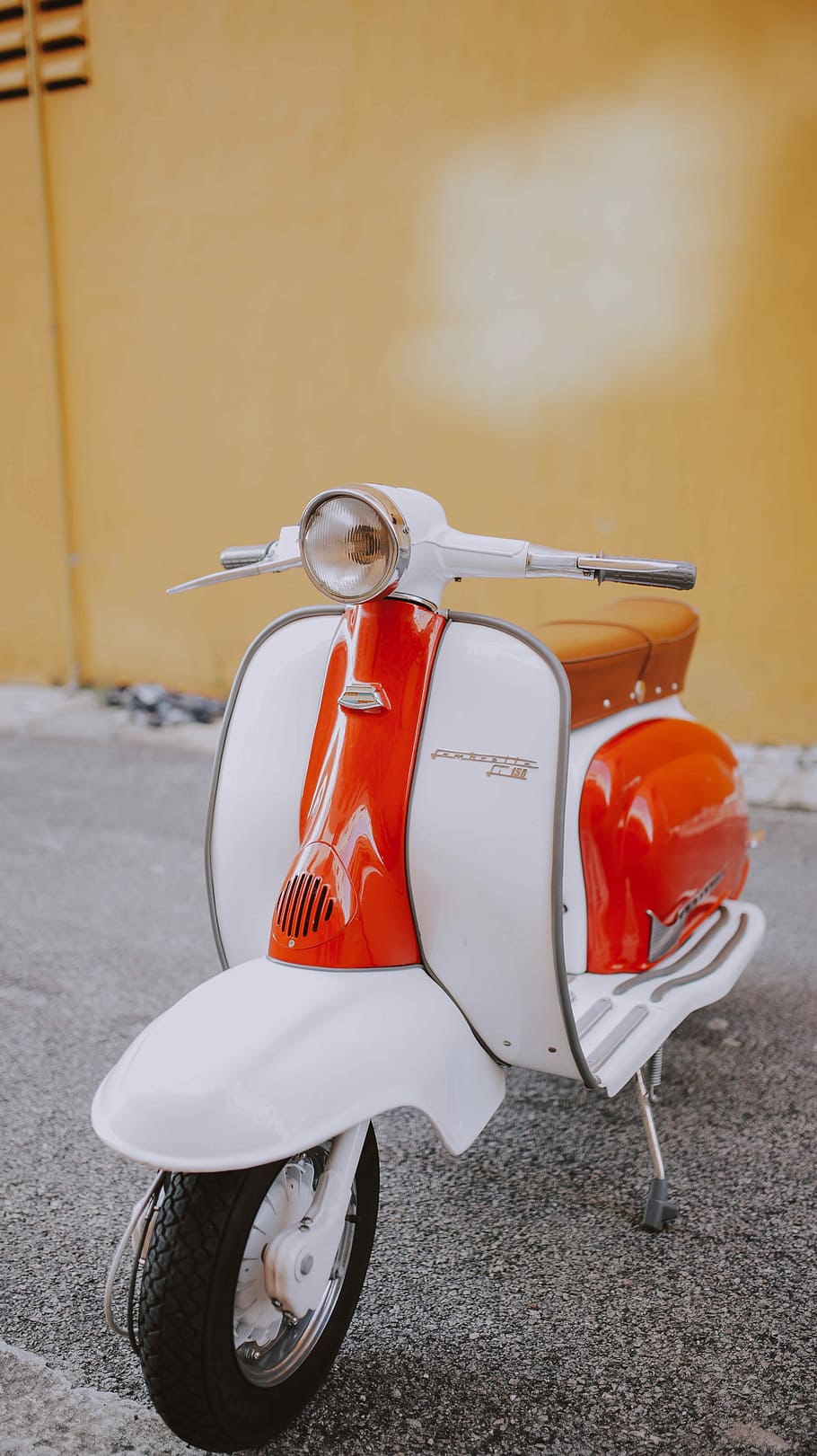white and orange motor scooter on gray flooring, automatic motor scooter, HD wallpaper