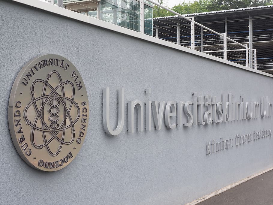 university-ulm-emblem-logo-lettering.jpg
