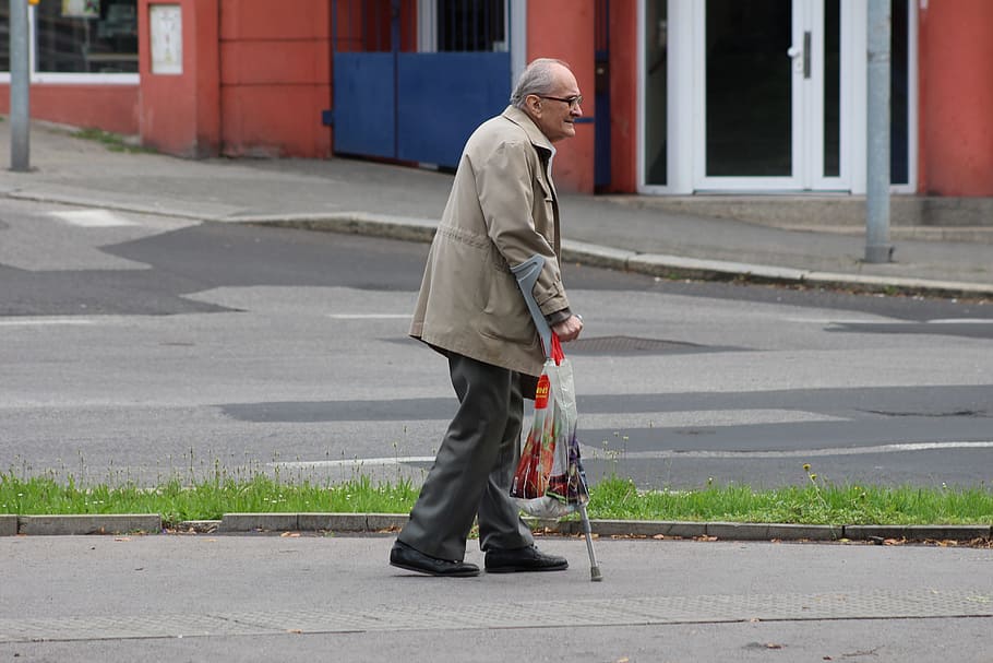 old man, crutches, senior, human, city, street, one person, HD wallpaper