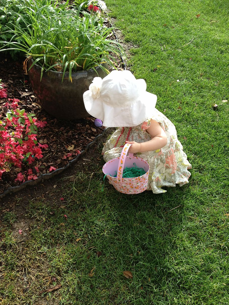 girl in white sun hat and dress, Easter, Eggs, Basket, Hunt HD wallpaper