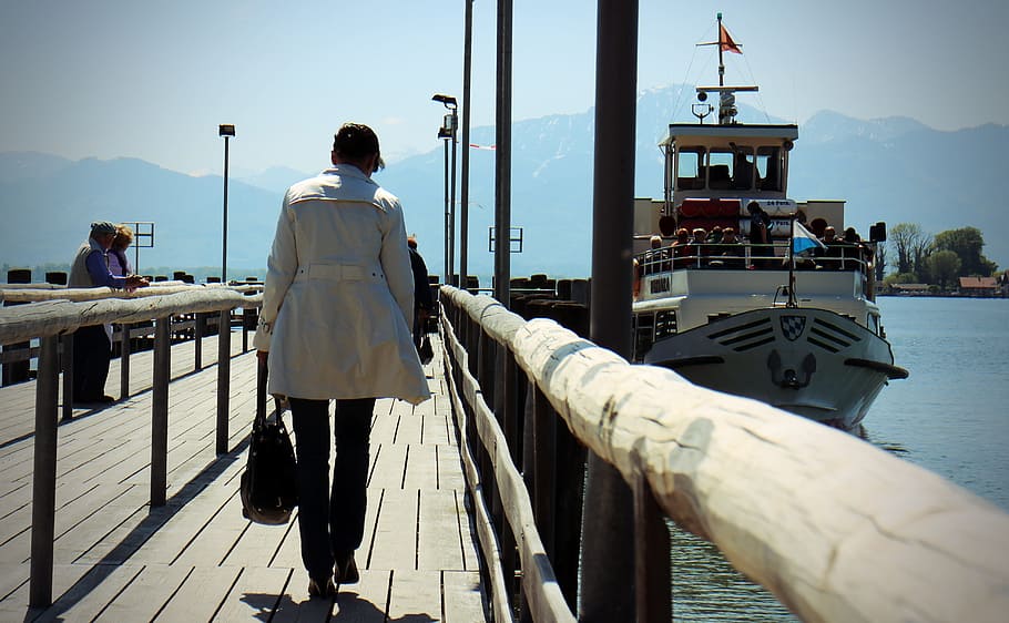 woman walking on dock bridge, pier, web, jetty, departure, arrival HD wallpaper