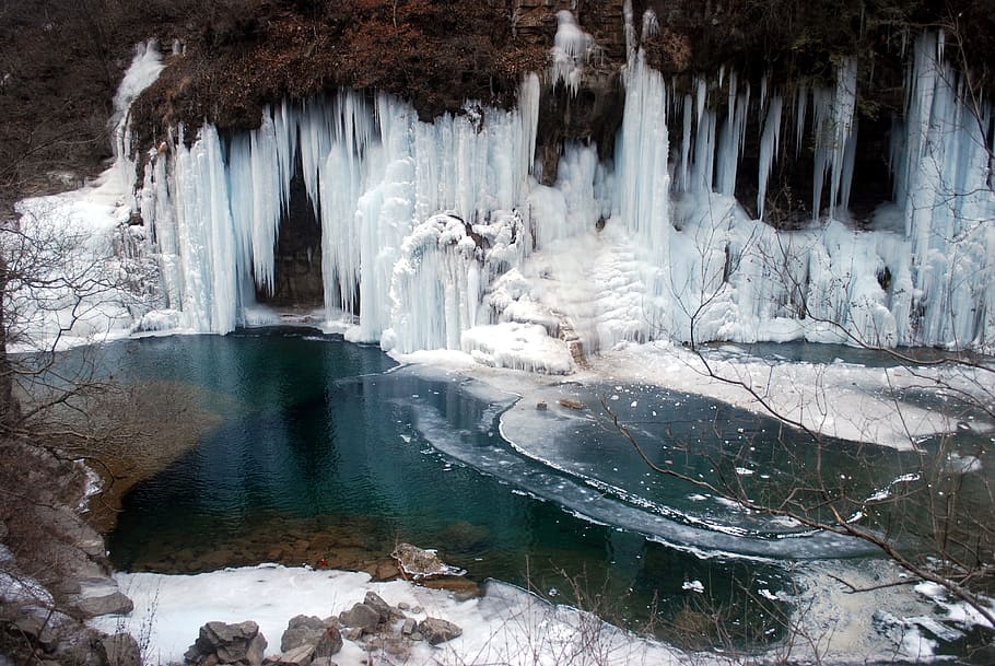 ice shards near body of water, Ice, Pond, Mountain, Spring HD wallpaper