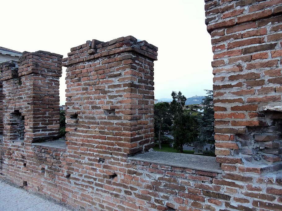 Blackbirds, Bricks, Ancient, Verona, antiquity, old, italy HD wallpaper