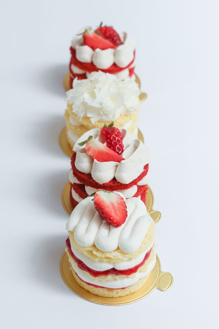 strawberry, dessert, cake, food and drink, sweet, sweet food HD wallpaper