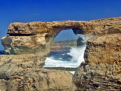 landscape photography of cliff near body of water, Azure Window HD wallpaper