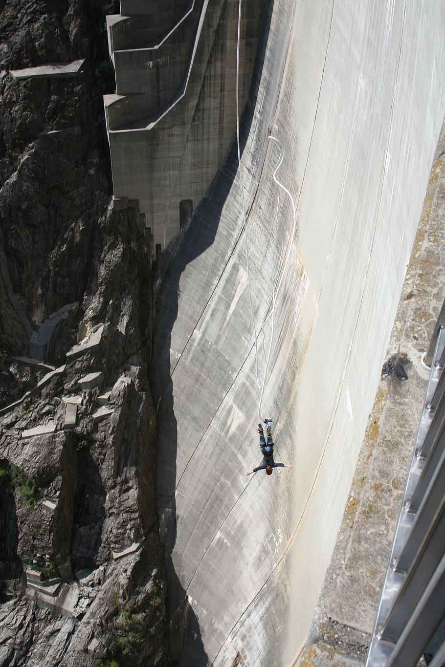 bungee jumping, dam, verzasca, ticino, switzerland, day, water