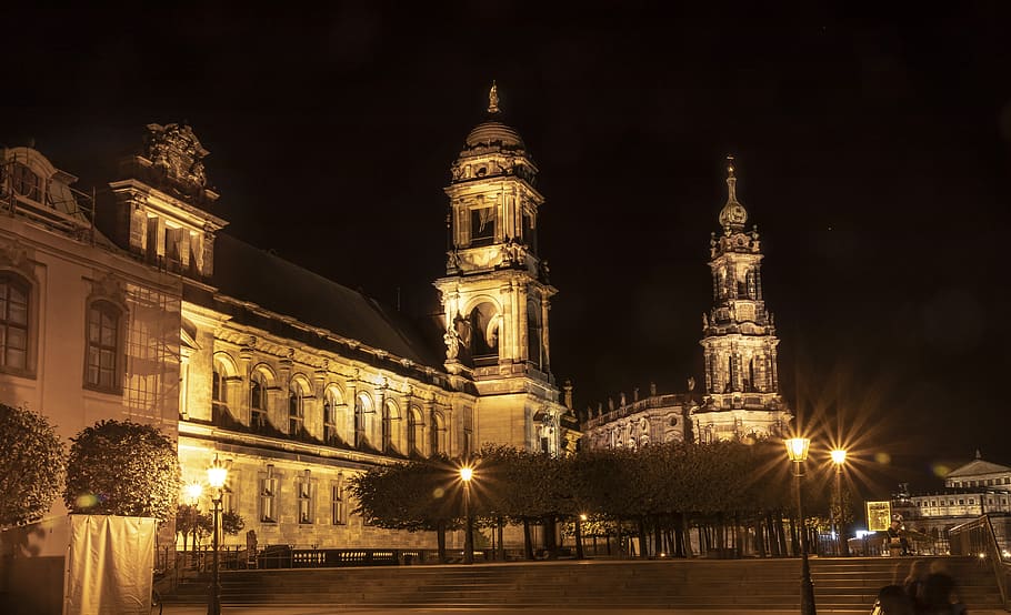 dresden, casing, kennel, night, building exterior, illuminated HD wallpaper