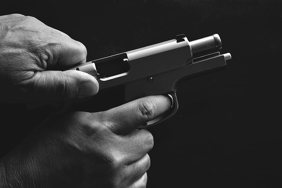 person holding semi-automatic pistol, Photo, Weapon, Handgun, HD wallpaper