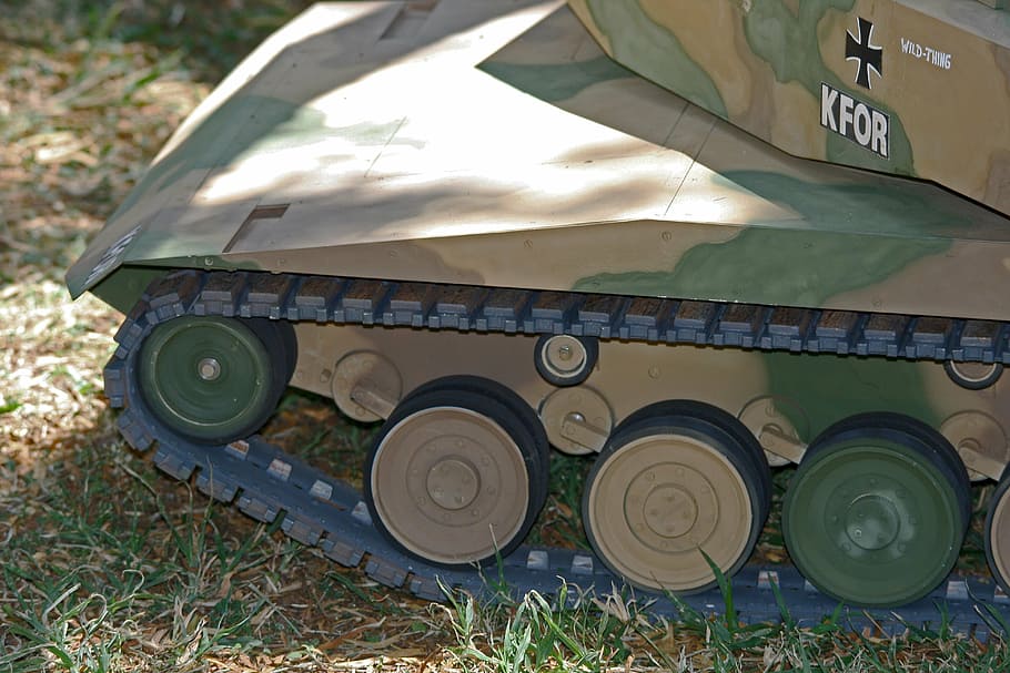 german tank model, leopard, a 7, detail, scratch built, handwork HD wallpaper