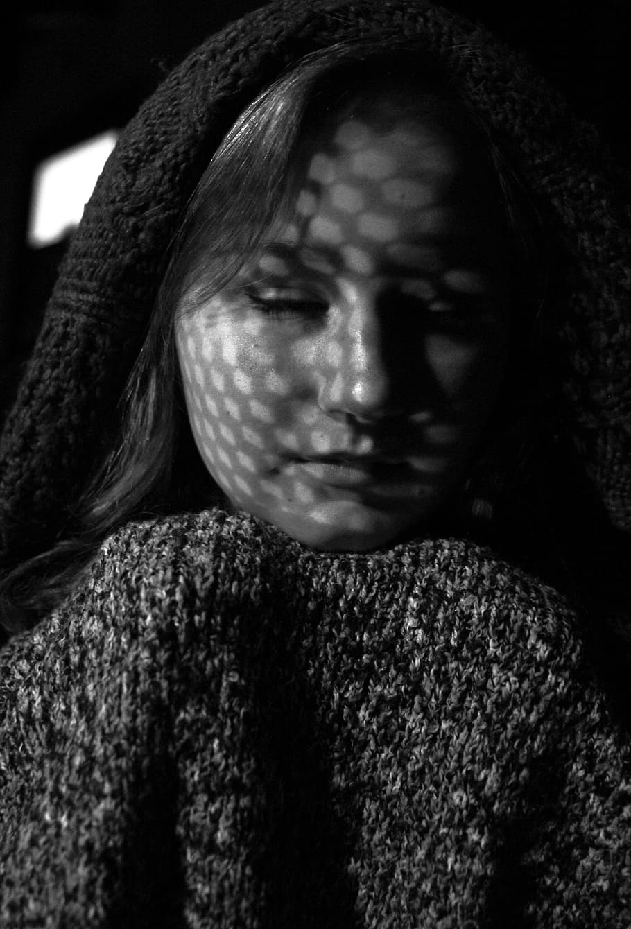 Dark, Sadness, Peace, Light, Scarf, shadow, face, black and white HD wallpaper