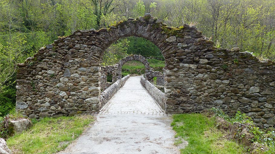 arch stone bridge near trees, Building, Ancient Monument, devil's bridge HD wallpaper