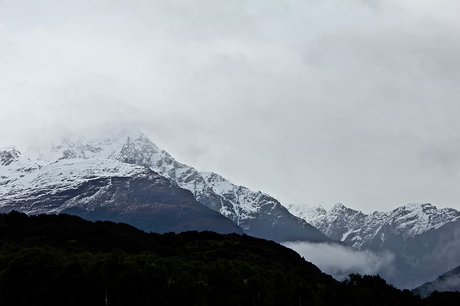 landscape photography of snow covered mountains, Mount Everest, Nepal HD wallpaper
