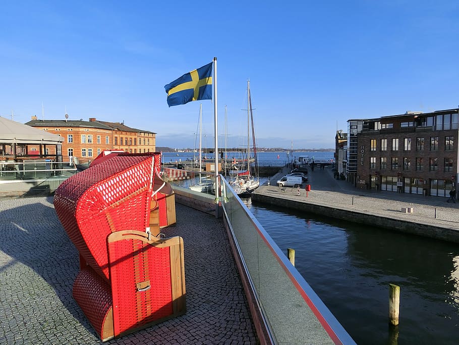 flag, sweden, beach chair, stralsund, water, built structure, HD wallpaper